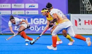 indian-womens-hockey-team_large_1858_150