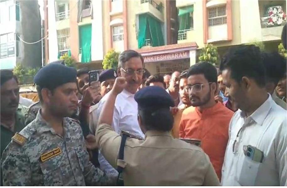 2025_10image_19_03_347434099narajai-ll