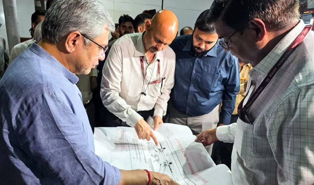 ashwini-vaishnaw_large_1528_8