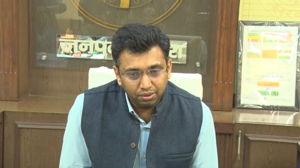 8dfe64b7-a6ca-4021-a6d3-ba74ee469f3d