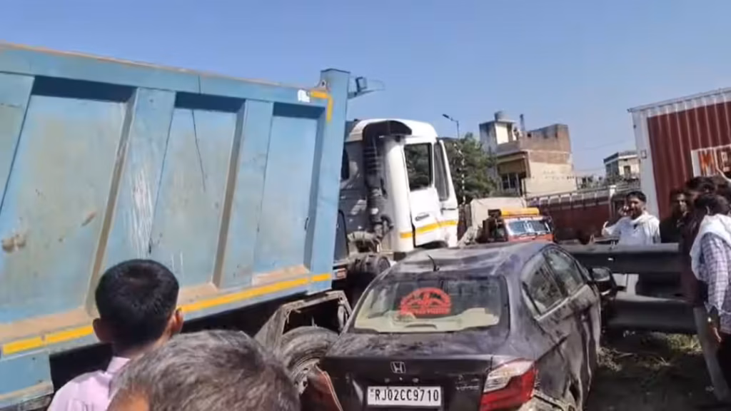 b98a2cfe454451522bac29536b5b6cc01762158937526584_original