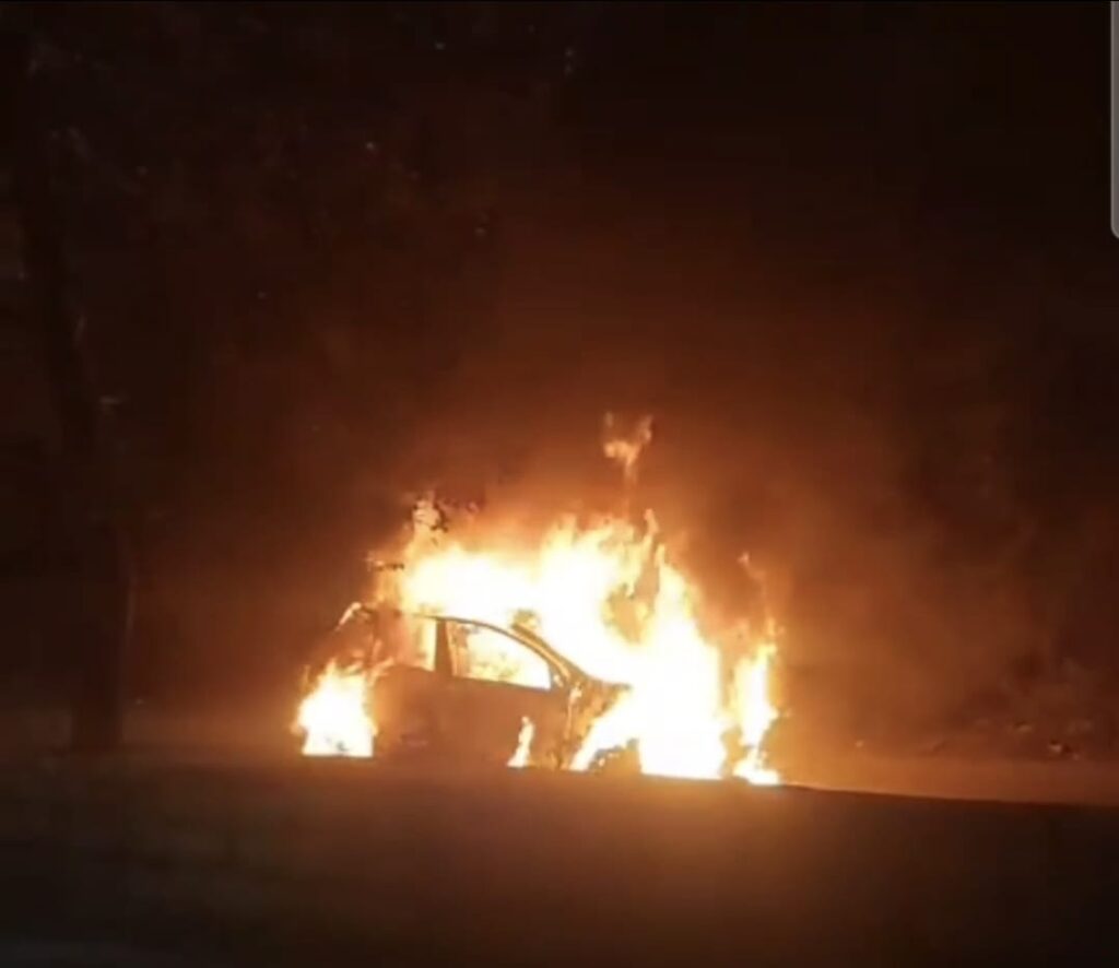 306c82bb-188e-4e0d-99e6-7466fe8f4670