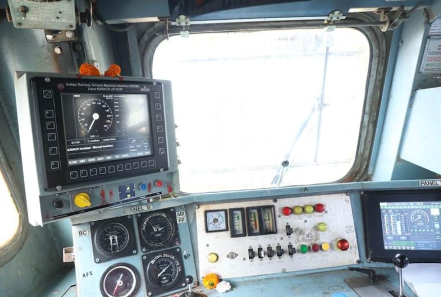 34b372a3-4c61-4d2b-a469-d630ea67ca41