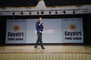 3d03a0da-262e-4a33-a080-2bf363f64b48