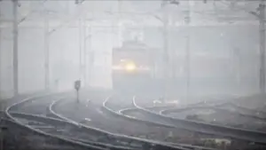 658e79cd5eb45-train-late-due-to-fog-294827672-16x9