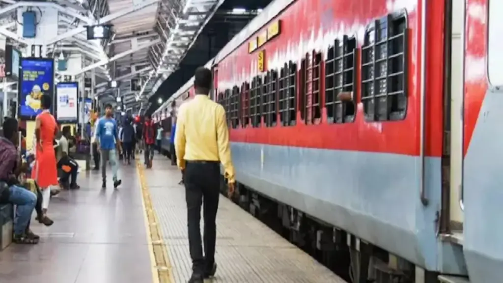 68176-train-ticket-fare