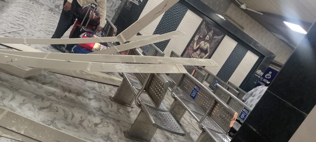 1df79f9e-2afc-46b1-9d4d-fbdafe6a65a8