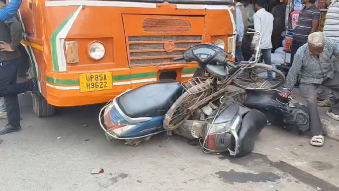 bsa-na-kaii-vahana-ka-mara-takakara_57f60b7e7da943ab97c89c89cad70b31