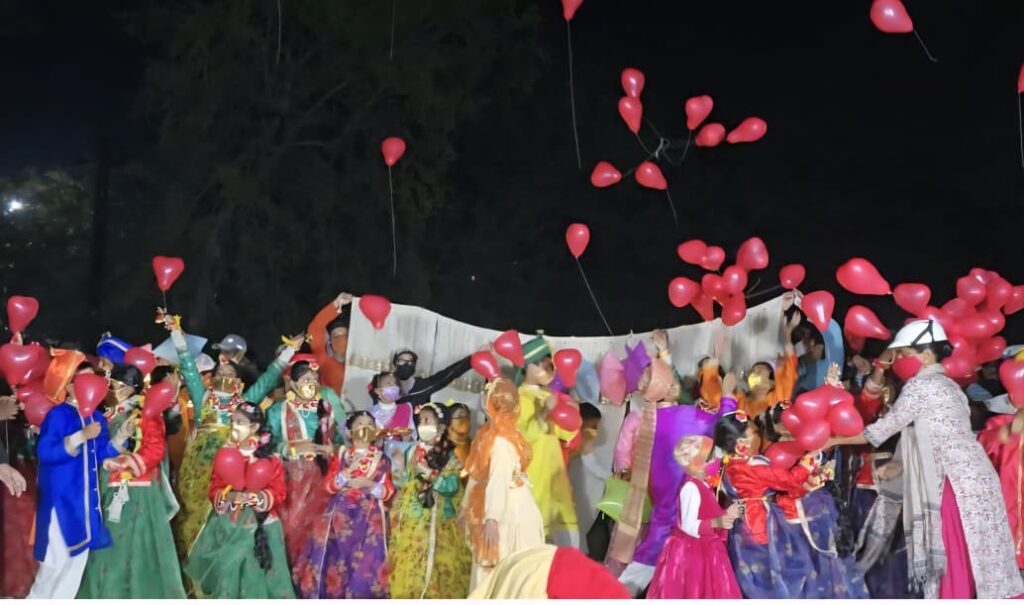 6e86d655-db1e-4139-b026-f475a52c554e