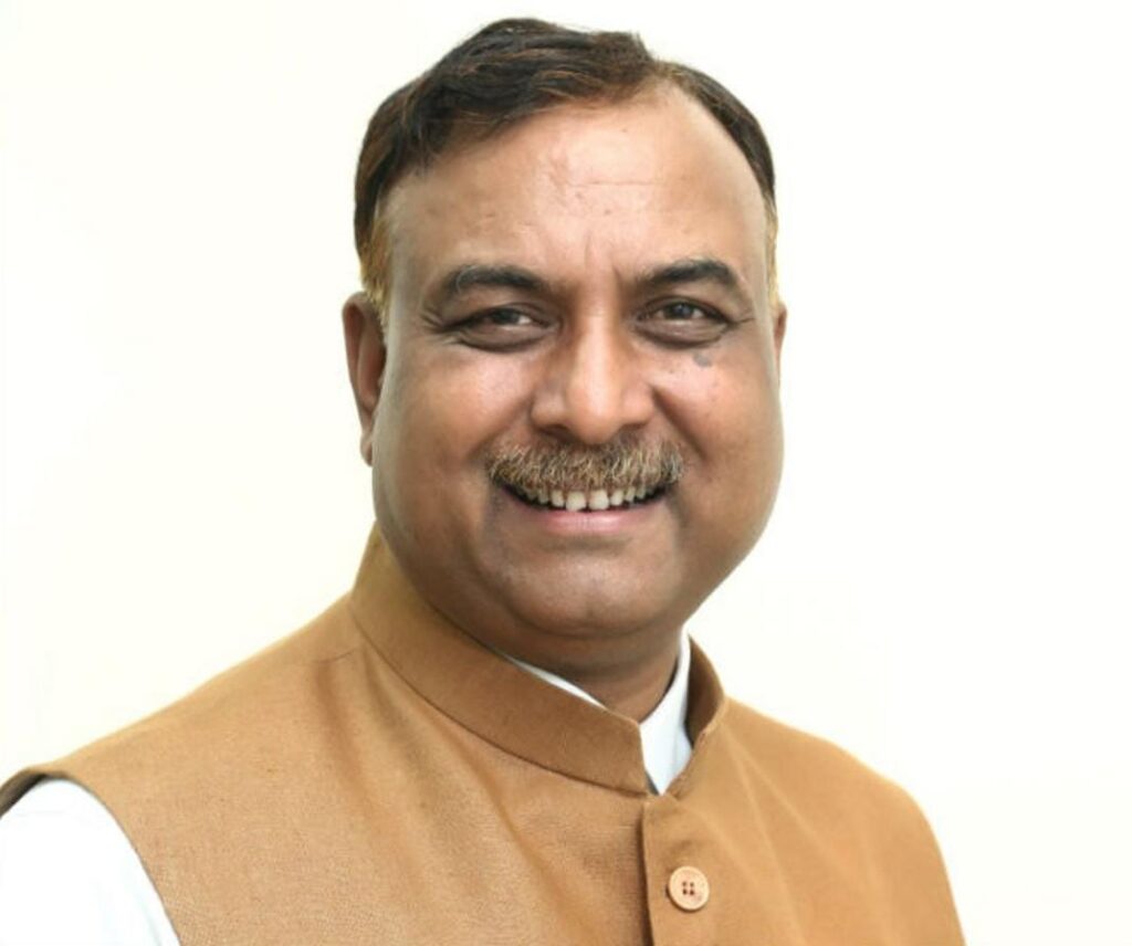 83aeec62-6fa3-4e5a-b8f0-81a27878e56a