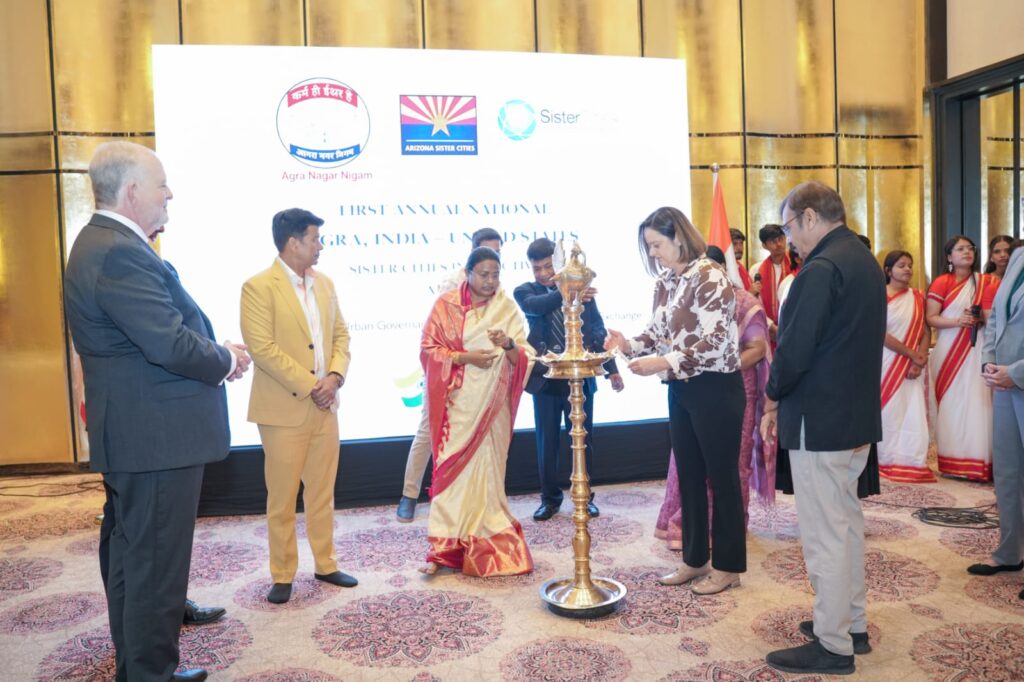 f6efe0da-48e1-41ed-8888-dab992e2c7b0