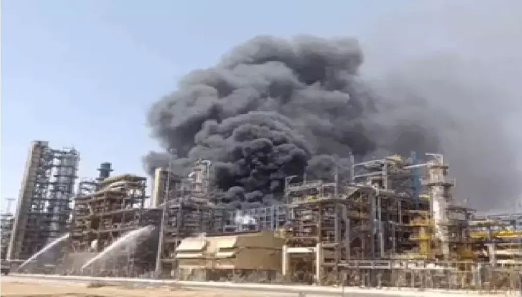 116847-pachpadra-refinery-fire