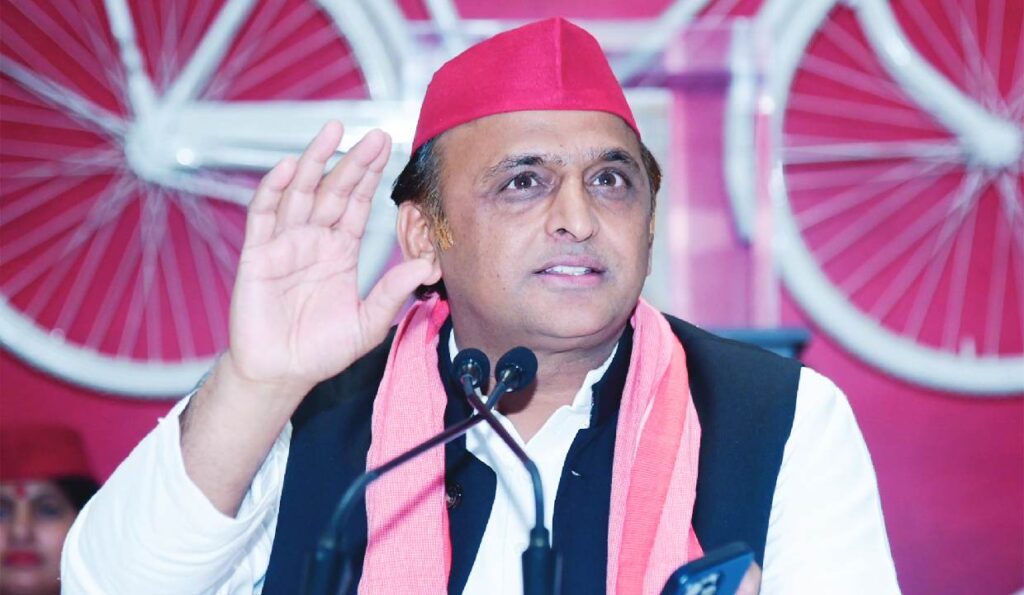 akhilesh-yadav-lauds-bjd-s-development-record-in-odisha-2026-01-17
