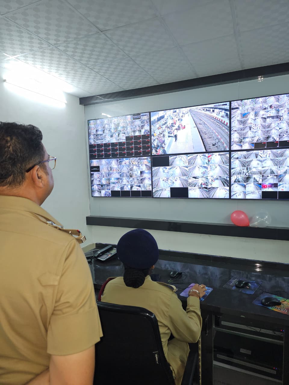 eb3f55b9-3634-405b-8f6a-67af8d78b219