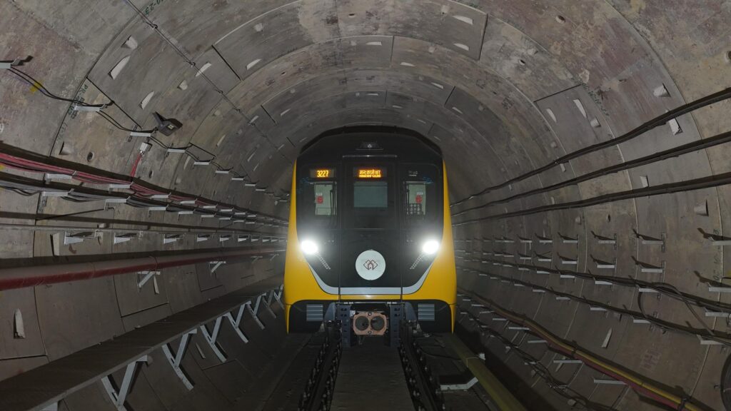 0258091e-9aec-4916-9938-cef2030532dc