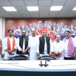 2027 सरकार बनने पर, व्यापारियों की हर मांग पूरी की जाएगी और आगरा का विकास किया जाएगा-अखिलेश यादव (राष्ट्रीय अध्यक्ष,सपा)